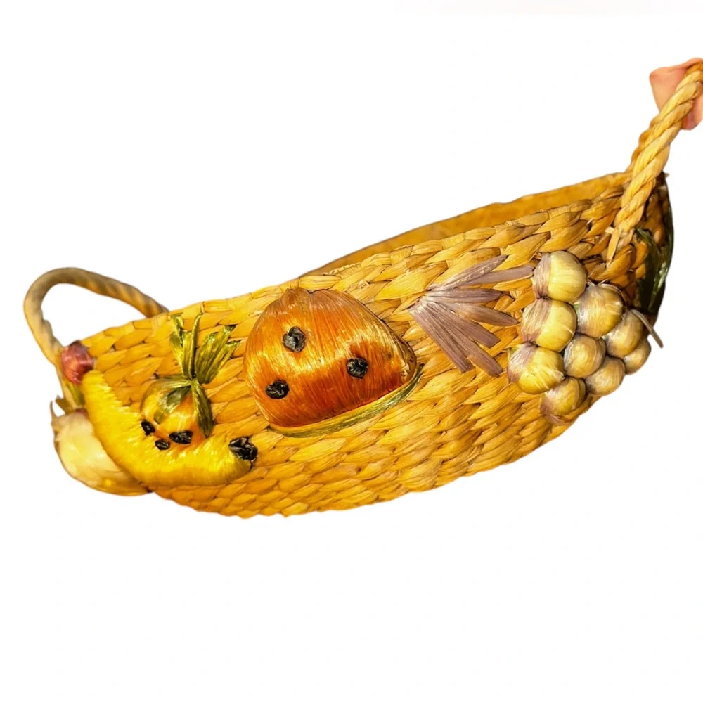 Straw Basket 3-D Vegetable Design Made In Philippines Round 10.5 Inches Wide‎